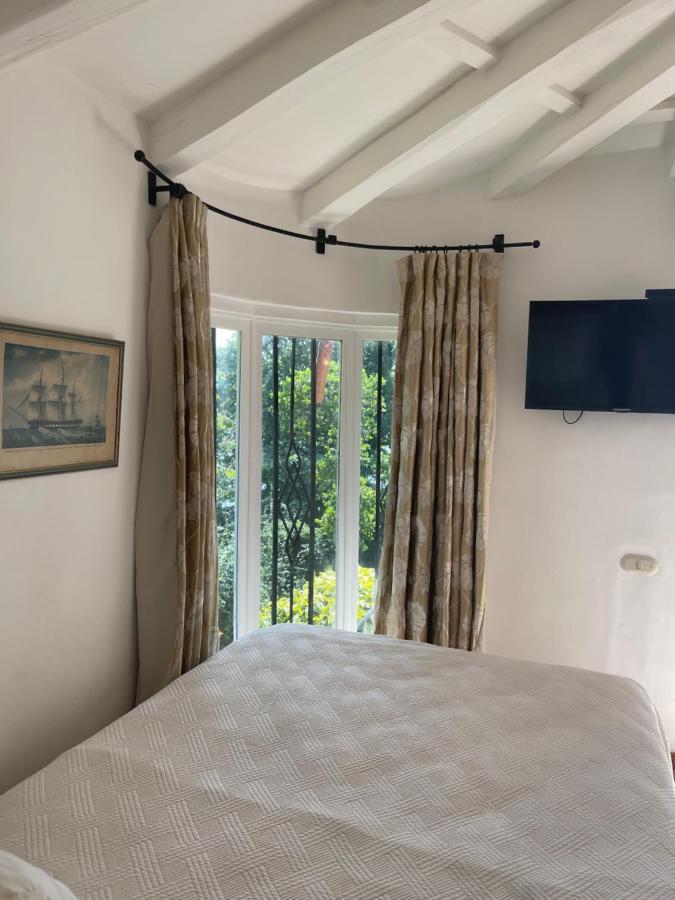 Boca Brava Paradise Bed & Breakfast โบกา ชิกา ภายนอก รูปภาพ