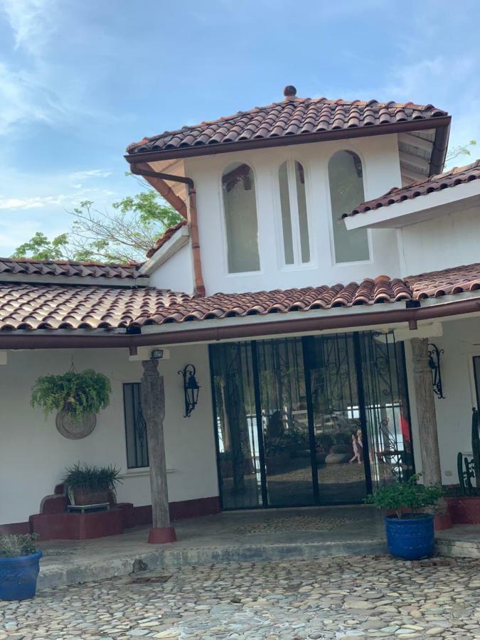Boca Brava Paradise Bed & Breakfast โบกา ชิกา ภายนอก รูปภาพ