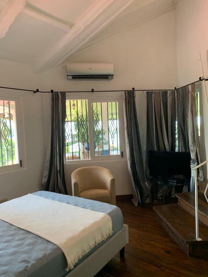 Boca Brava Paradise Bed & Breakfast โบกา ชิกา ภายนอก รูปภาพ