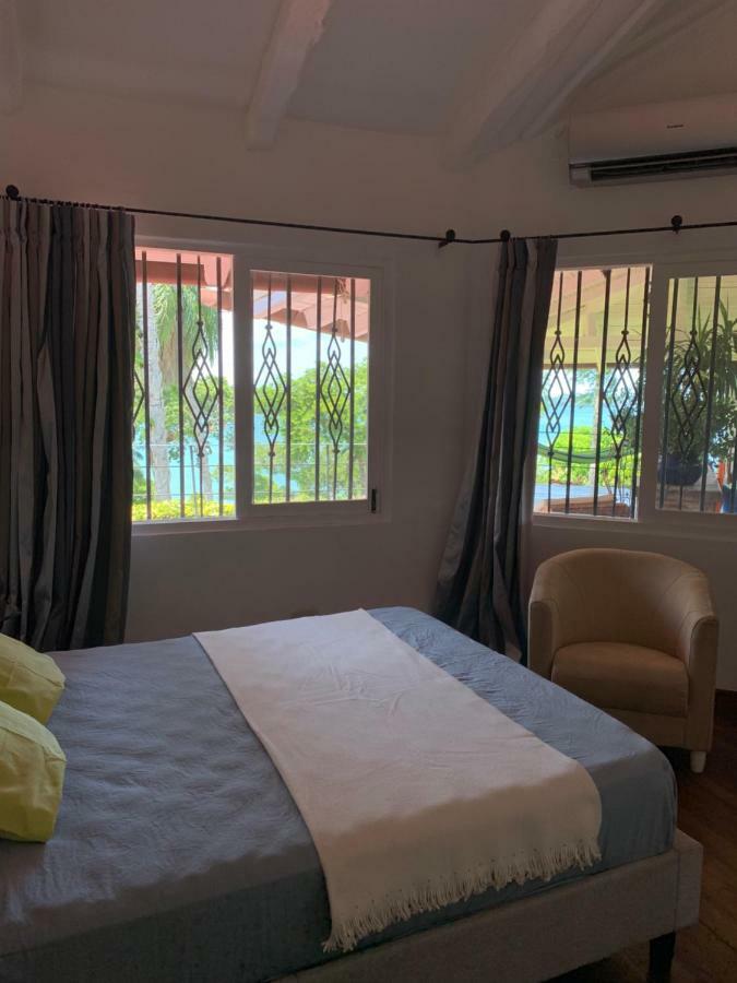 Boca Brava Paradise Bed & Breakfast โบกา ชิกา ภายนอก รูปภาพ