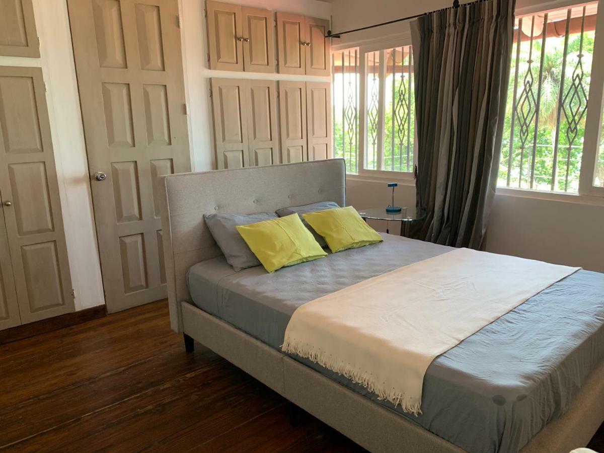 Boca Brava Paradise Bed & Breakfast โบกา ชิกา ภายนอก รูปภาพ